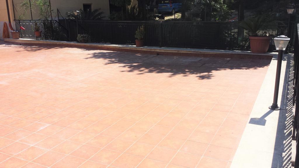 Le Streghe Di Roma Hotel Exterior photo